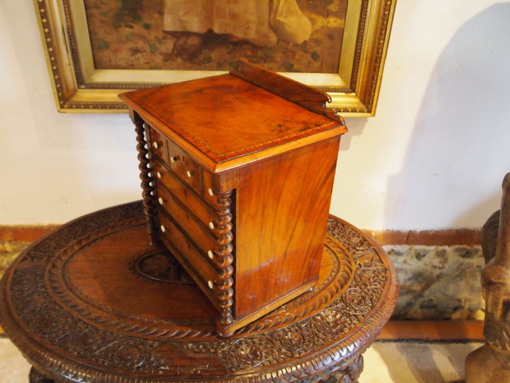 Chest of drawers Miniature Fine Victorian Walnut apprentice c1840 View XIII