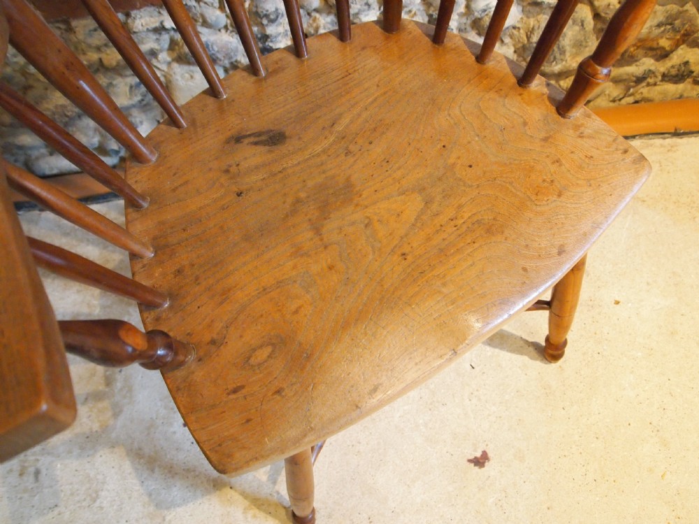 Chair Windsor Manner of Heals or Cotswold school Yew/Elm c1930 View III