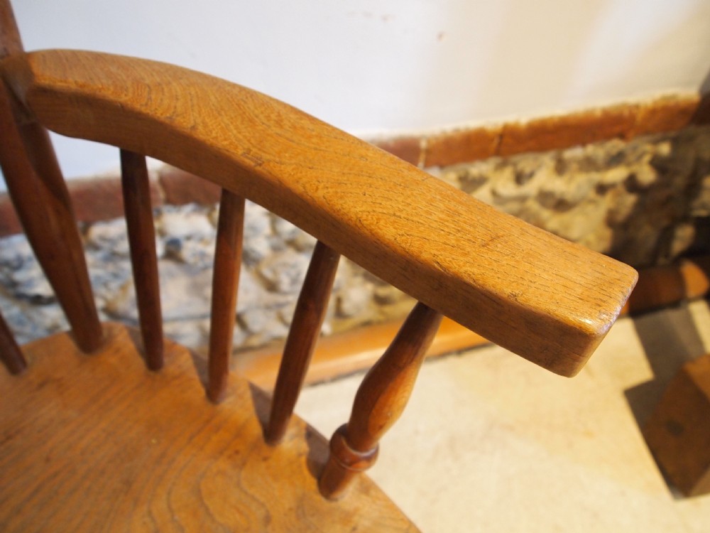 Chair Windsor Manner of Heals or Cotswold school Yew/Elm c1930 View XI