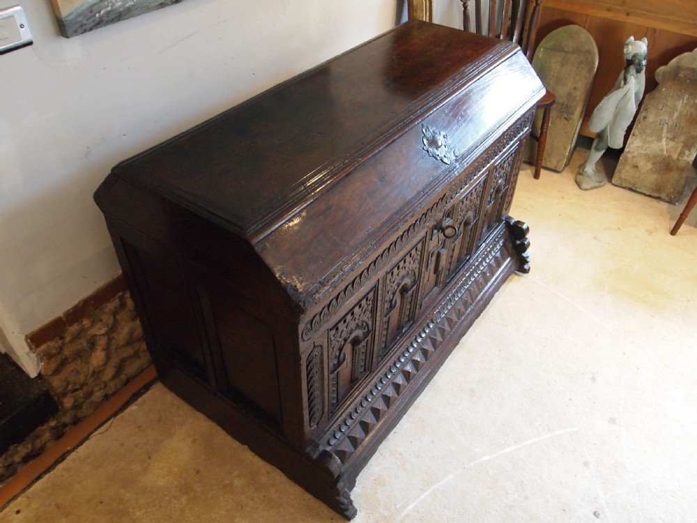 Coffer Magnificent chest blanket box Oak dated 1718 View III