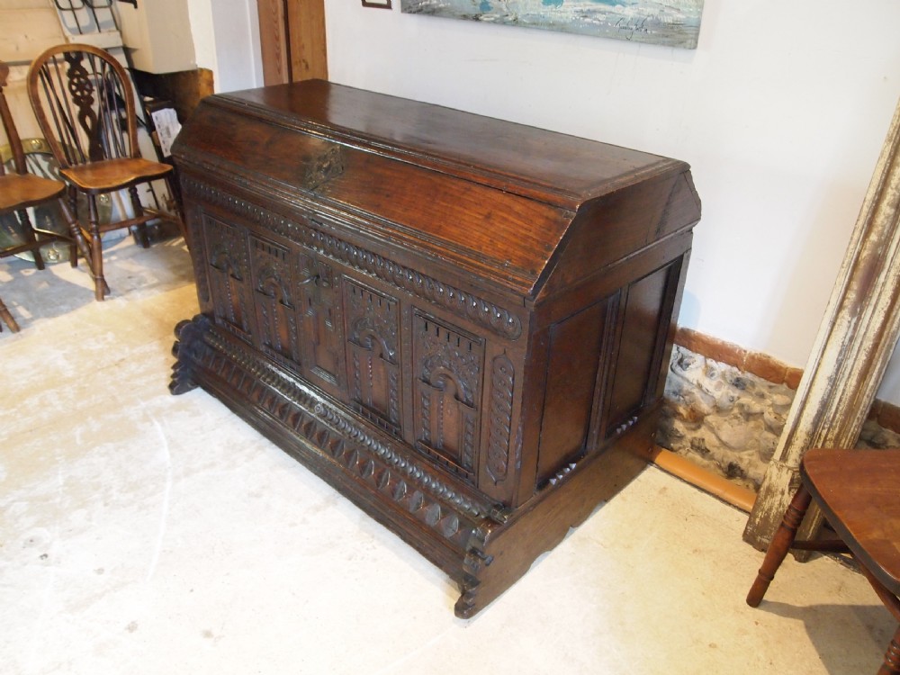 Coffer Magnificent chest blanket box Oak dated 1718 View X
