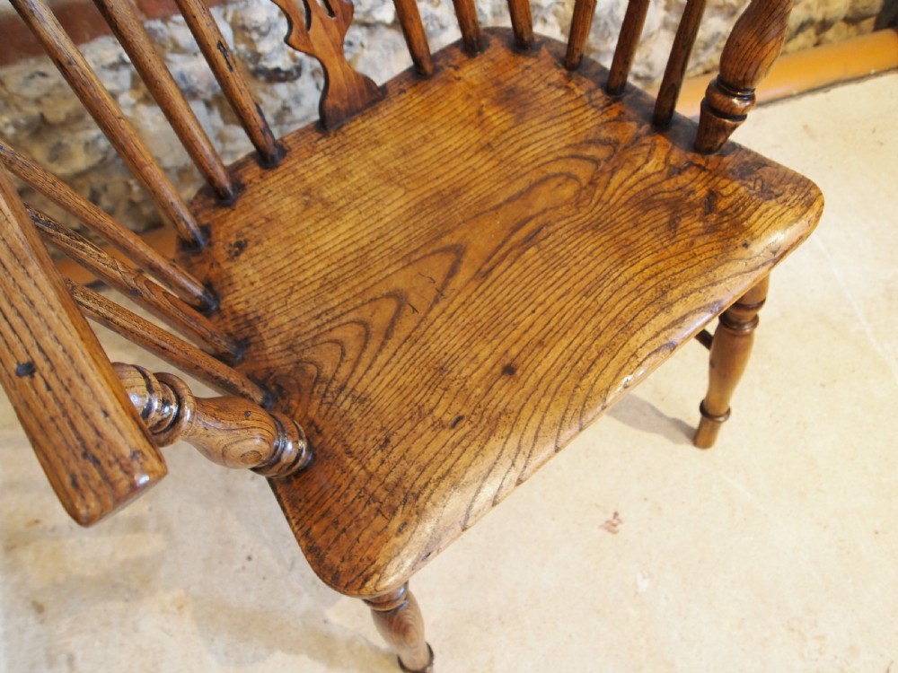 Chair stunning early Victorian Windsor Ash and Elm c1840 View II