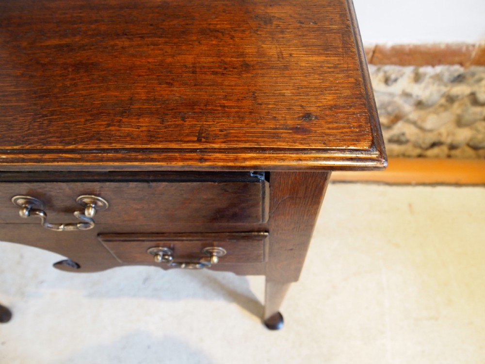 Table lowboy side hall George III Oak c1780 View V