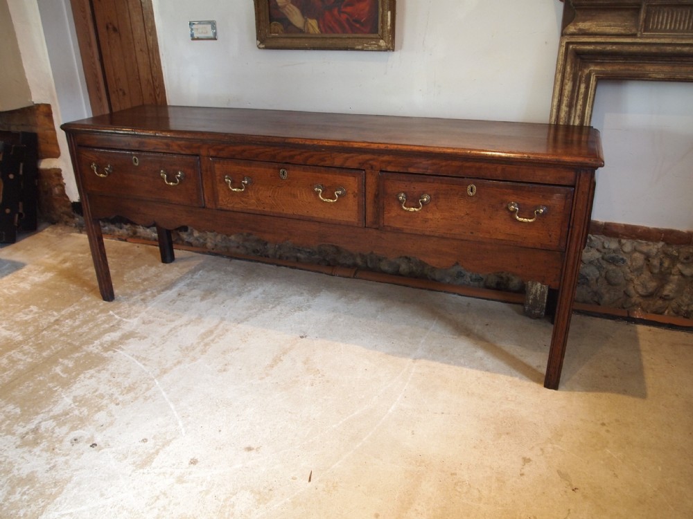 Dresser fine large George III Oak c1780 View V