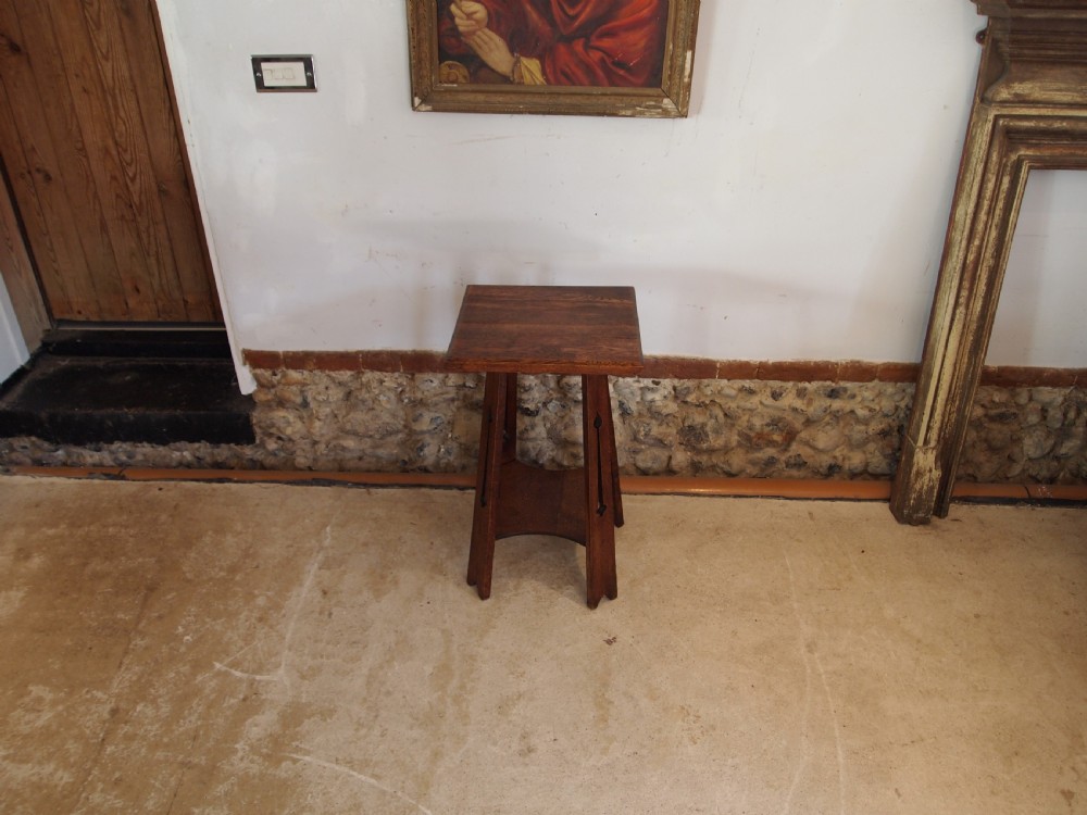 Table Arts and Crafts Oak Liberty lamp side hall c1900 View X