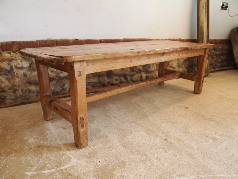 Table rare George III low coffee table Pine c1800 View II