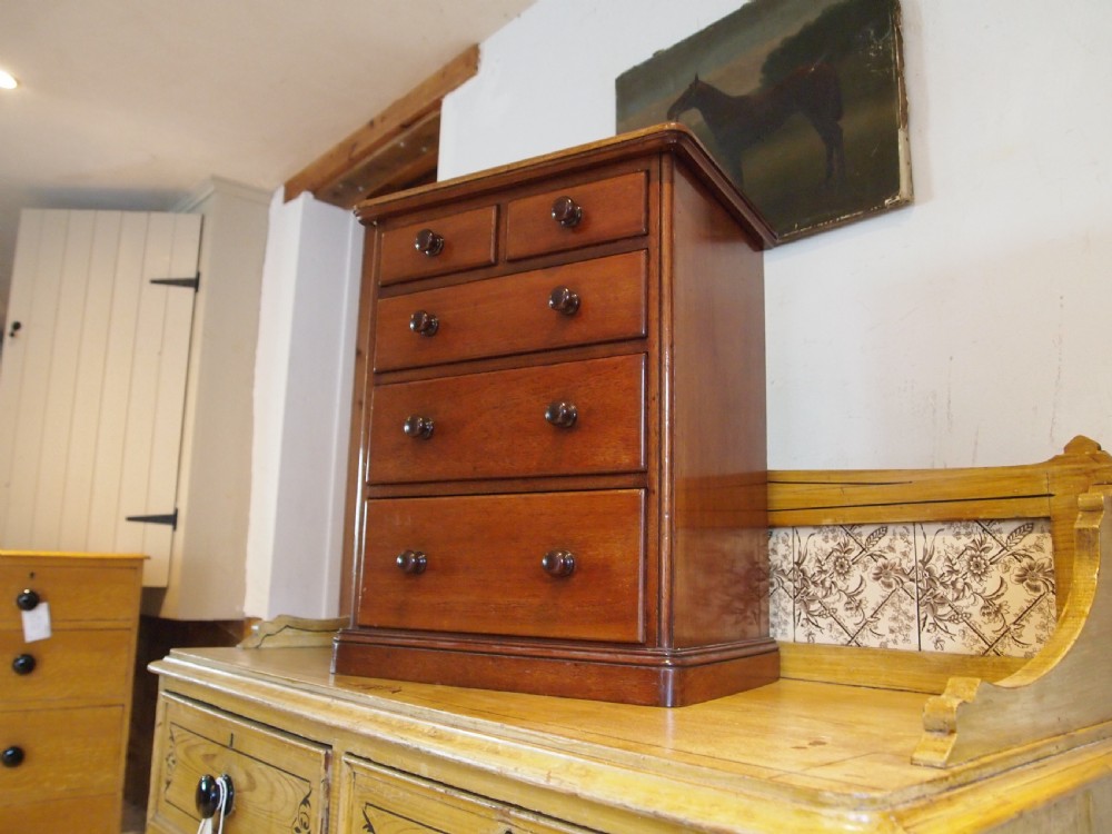 Chest of drawers miniature apprentice Victorian c1890 View VI