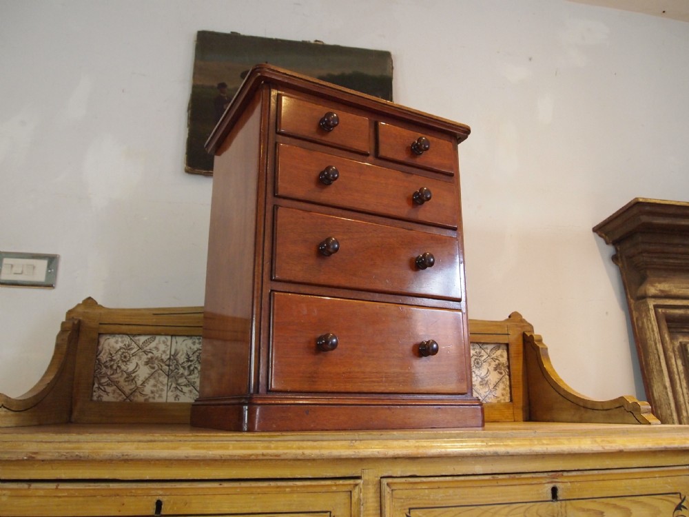 Chest of drawers miniature apprentice Victorian c1890 View VII