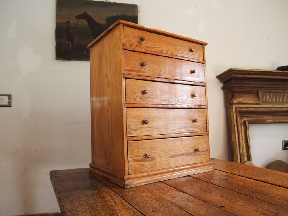 Chest of drawers collectors Pine c1910