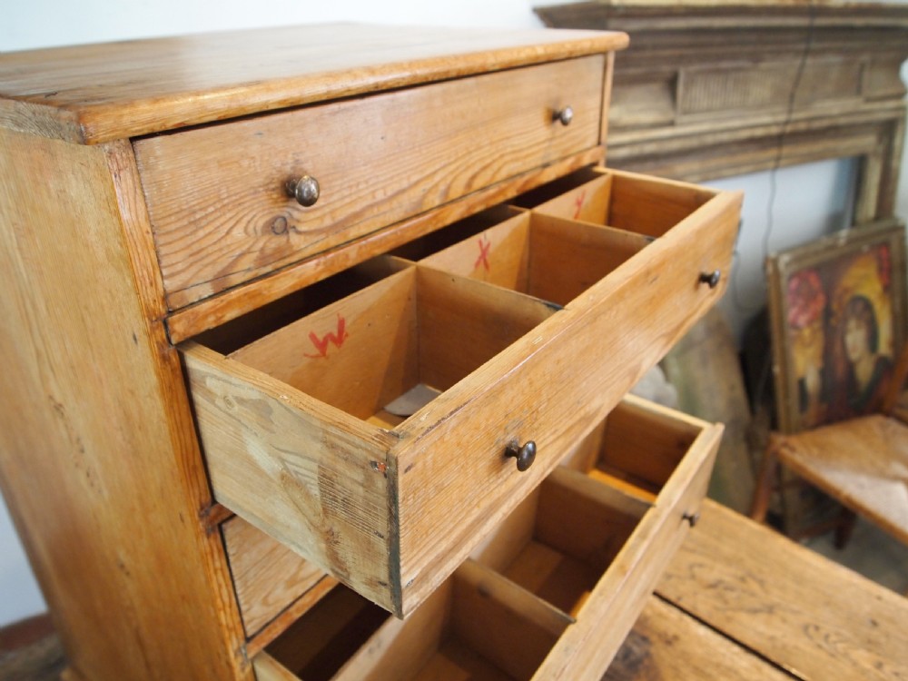 Chest of drawers collectors Pine c1910 View V