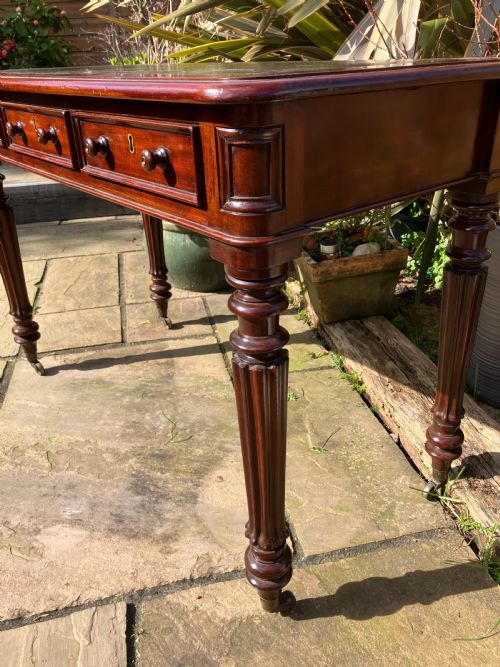 VICTORIAN WRITING TABLE - ADDITIONAL PHOTO 1