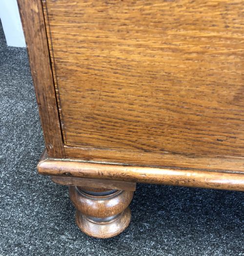 VICTORIAN OAK CHEST OF DRAWERS - ADDITIONAL PHOTO 3