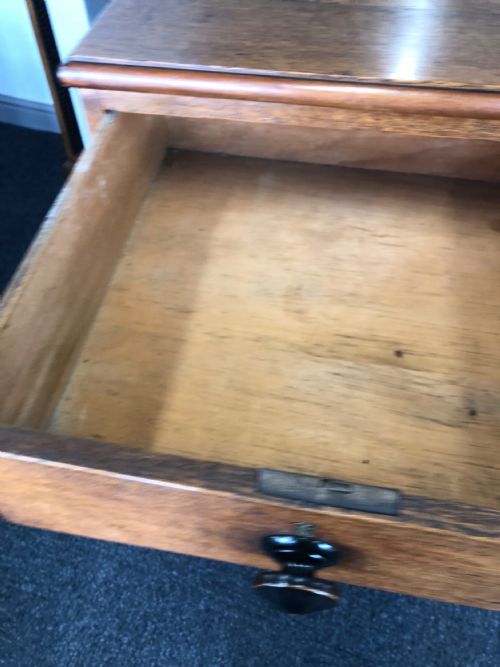 VICTORIAN OAK CHEST OF DRAWERS - ADDITIONAL PHOTO 9