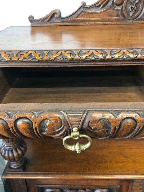 CARVED OAK SIDEBOARD SERVER - ADDITIONAL PHOTO 4
