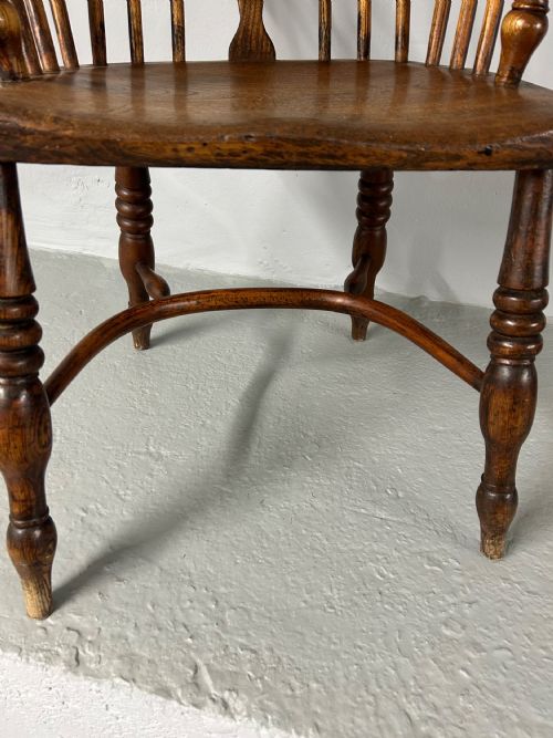 19TH CENTURY WINDSOR CHAIR - ADDITIONAL PHOTO 1