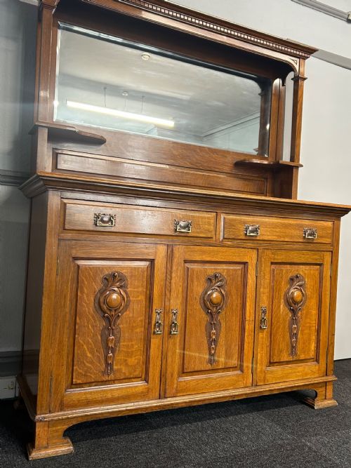LIGHT OAK MIRROR BACK SIDEBOARD - ADDITIONAL PHOTO 1