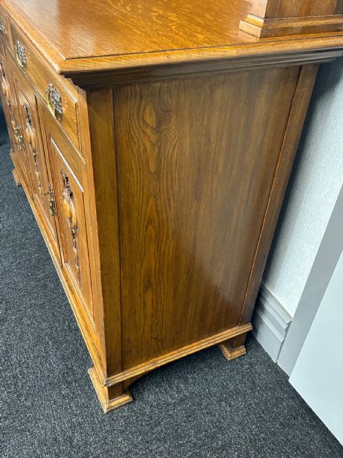 LIGHT OAK MIRROR BACK SIDEBOARD - ADDITIONAL PHOTO 5