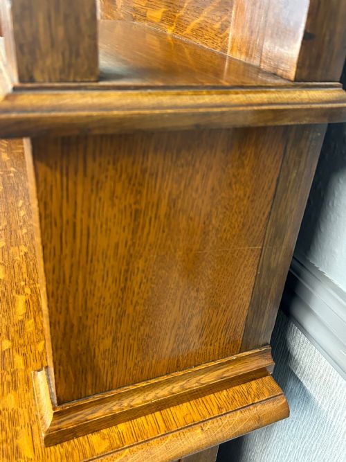 LIGHT OAK MIRROR BACK SIDEBOARD - ADDITIONAL PHOTO 6