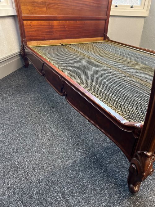 FRENCH MAHOGANY BED - ADDITIONAL PHOTO 2