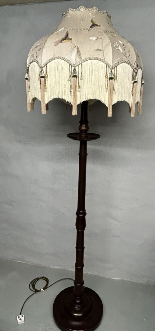 mahogany standard lamp - CATEGORY: ANTIQUE LIGHTING - DATED 1920