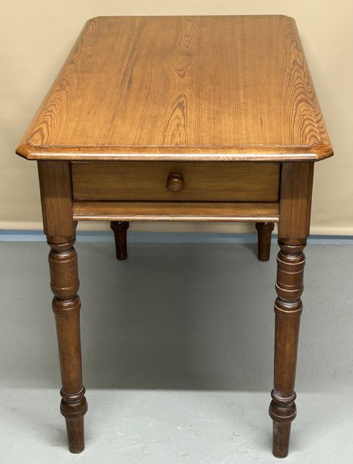 edwardian pitch pine side table - CATEGORY: ANTIQUE TABLES - DATED 1900