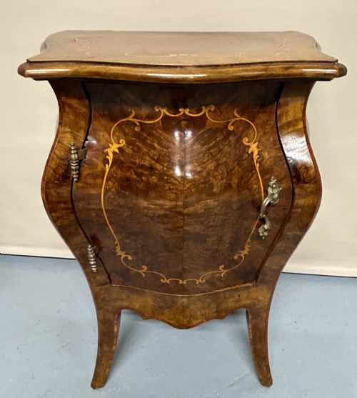 PAIR OF WALNUT FRENCH BOMBE SIDE CABINETS - ADDITIONAL PHOTO 2