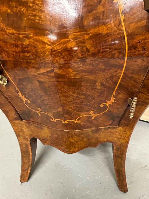 PAIR OF WALNUT FRENCH BOMBE SIDE CABINETS - ADDITIONAL PHOTO 8