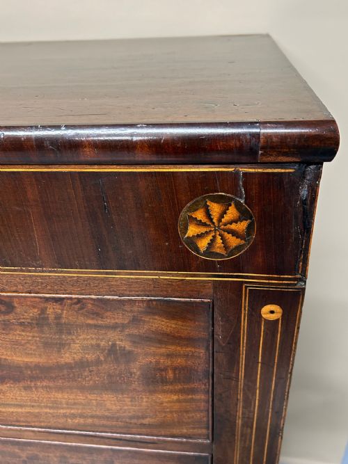LARGE GEORGIAN MAHOGANY CHEST OF DRAWERS - ADDITIONAL PHOTO 2
