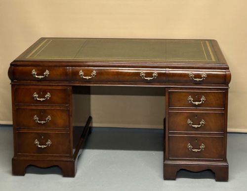 mahogany pedestal desk - CATEGORY: ANTIQUE DESKS - DATED EDWARDIAN