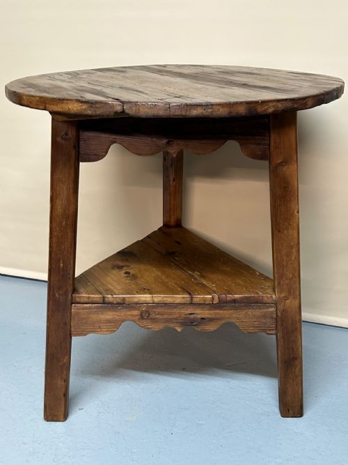 PINE CRICKET TABLE - ADDITIONAL PHOTO 3