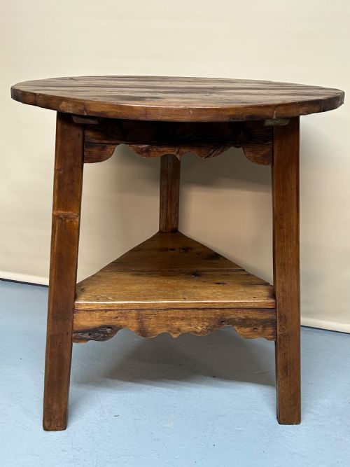 PINE CRICKET TABLE - ADDITIONAL PHOTO 5