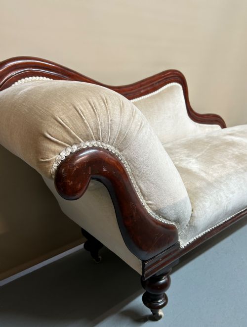 VICTORIAN CHAISE LONGUE - ADDITIONAL PHOTO 3