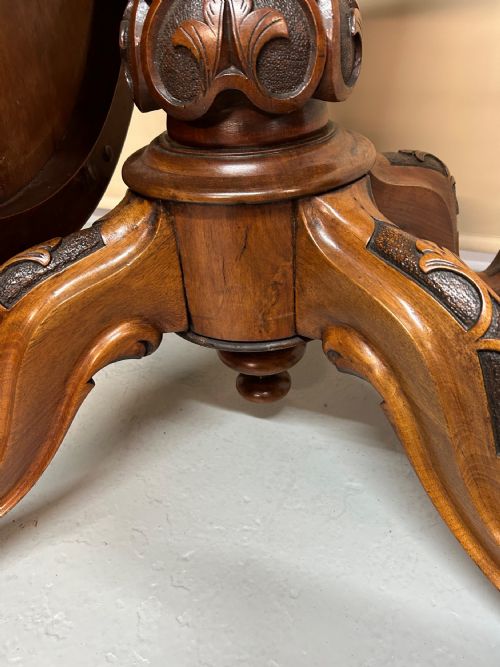 VICTORIAN BURR WALNUT LOO TABLE - ADDITIONAL PHOTO 6