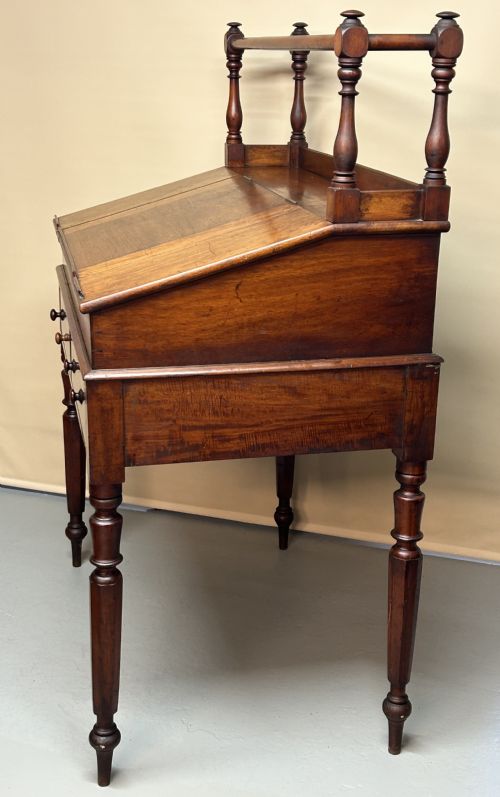 VICTORIAN MAHOGANY CLERKS DESK - ADDITIONAL PHOTO 1