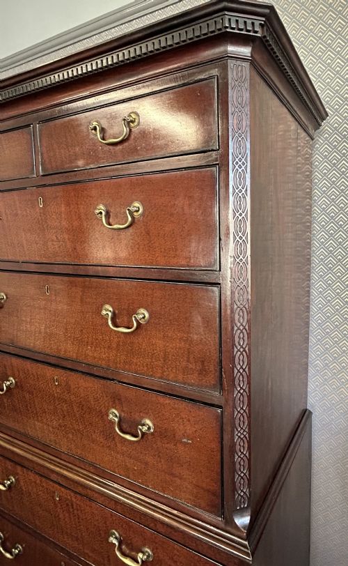 GEORGE III MAHOGANY CHEST ON CHEST - ADDITIONAL PHOTO 2