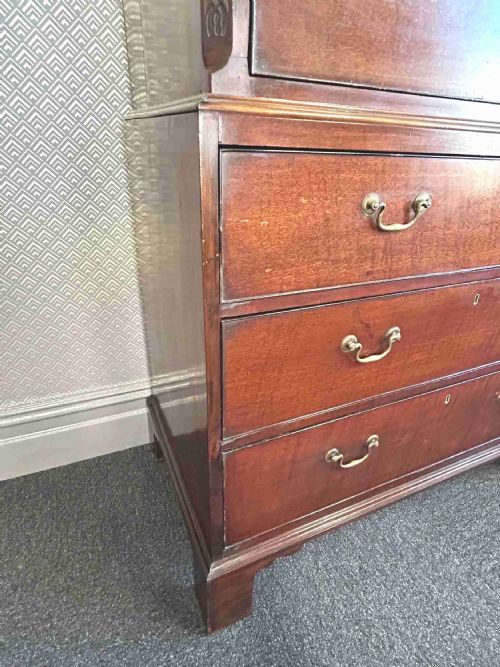 GEORGE III MAHOGANY CHEST ON CHEST - ADDITIONAL PHOTO 7
