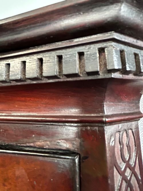 GEORGE III MAHOGANY CHEST ON CHEST - ADDITIONAL PHOTO 9