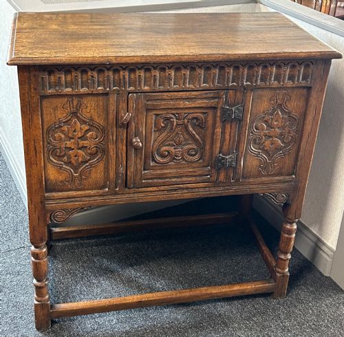 CARVED OAK SIDE CABINET - ADDITIONAL PHOTO 1