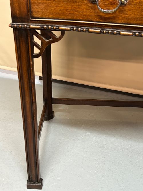 MAHOGANY LADIES WRITING DESK - ADDITIONAL PHOTO 3