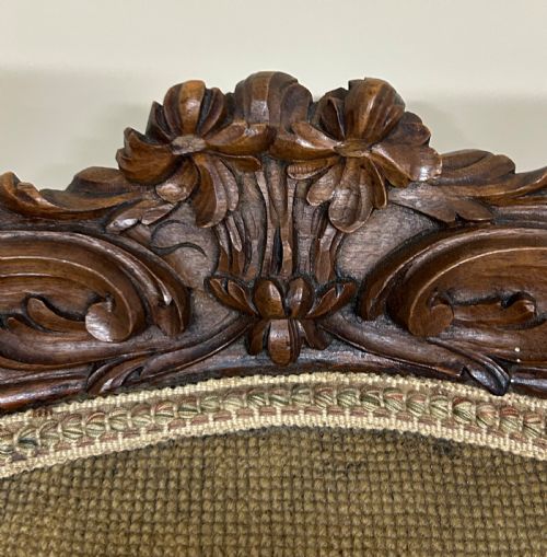 VICTORIAN WALNUT NURSING CHAIR - ADDITIONAL PHOTO 3