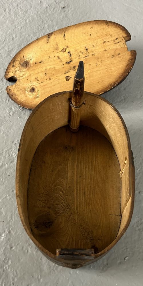 SCANDINAVIAN 19TH CENTURY BENTWOOD FOLK ART POKERWORK BOX - ADDITIONAL PHOTO 3