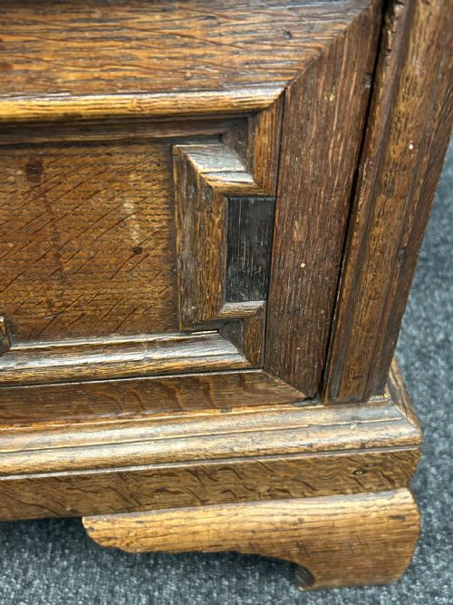 JACOBEAN OAK 18TH CENTURY CHEST OF DRAWERS - ADDITIONAL PHOTO 4