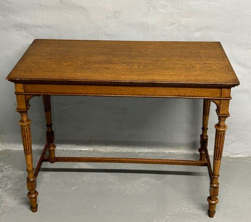 oak side table - CATEGORY: ANTIQUE TABLES - DATED 1900