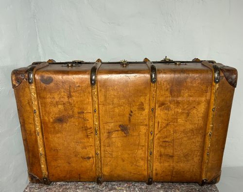 VINTAGE STEAMER TRUNK - ADDITIONAL PHOTO 2