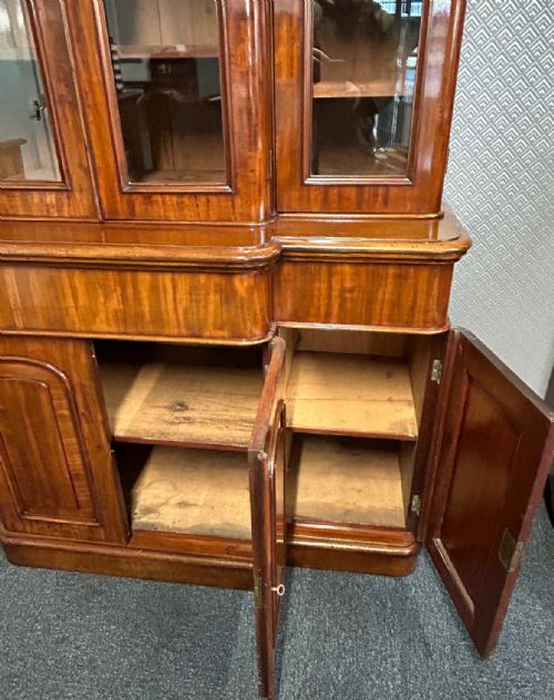 MAHOGANY VICTORIAN 4 DOOR BREAKFRONT BOOKCASE - ADDITIONAL PHOTO 1