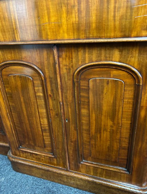 MAHOGANY VICTORIAN 4 DOOR BREAKFRONT BOOKCASE - ADDITIONAL PHOTO 2