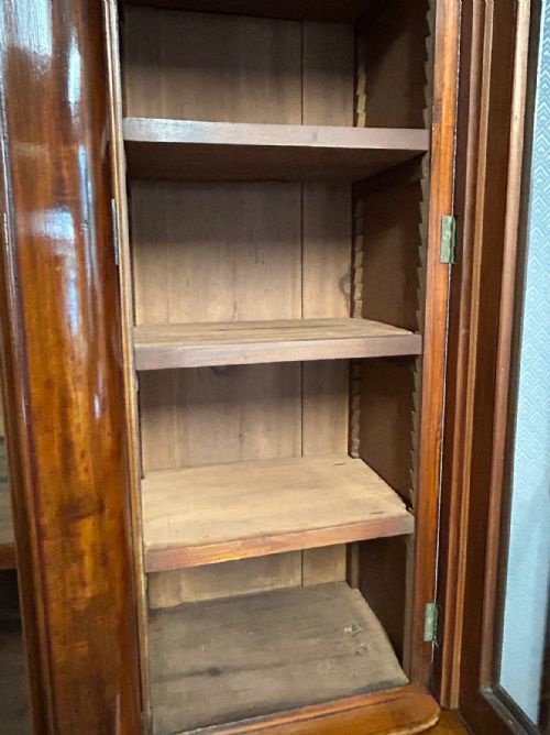 MAHOGANY VICTORIAN 4 DOOR BREAKFRONT BOOKCASE - ADDITIONAL PHOTO 5