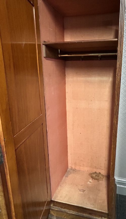 VICTORIAN POLLARD OAK WARDROBE - ADDITIONAL PHOTO 7