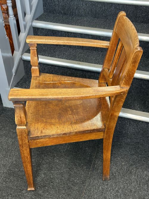 OAK ARTS AND CRAFTS ELBOW CHAIR - ADDITIONAL PHOTO 1