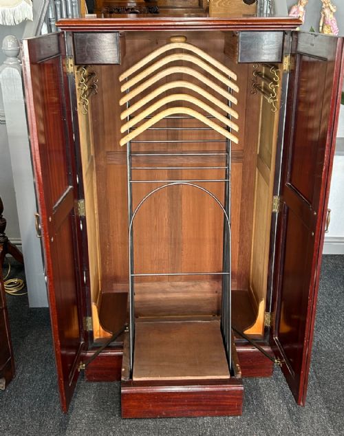 MAHOGANY GENTLEMANS VALET CUPBOARD - ADDITIONAL PHOTO 2